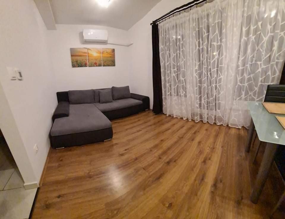Smarthomeapartman Хайдусобосло Экстерьер фото